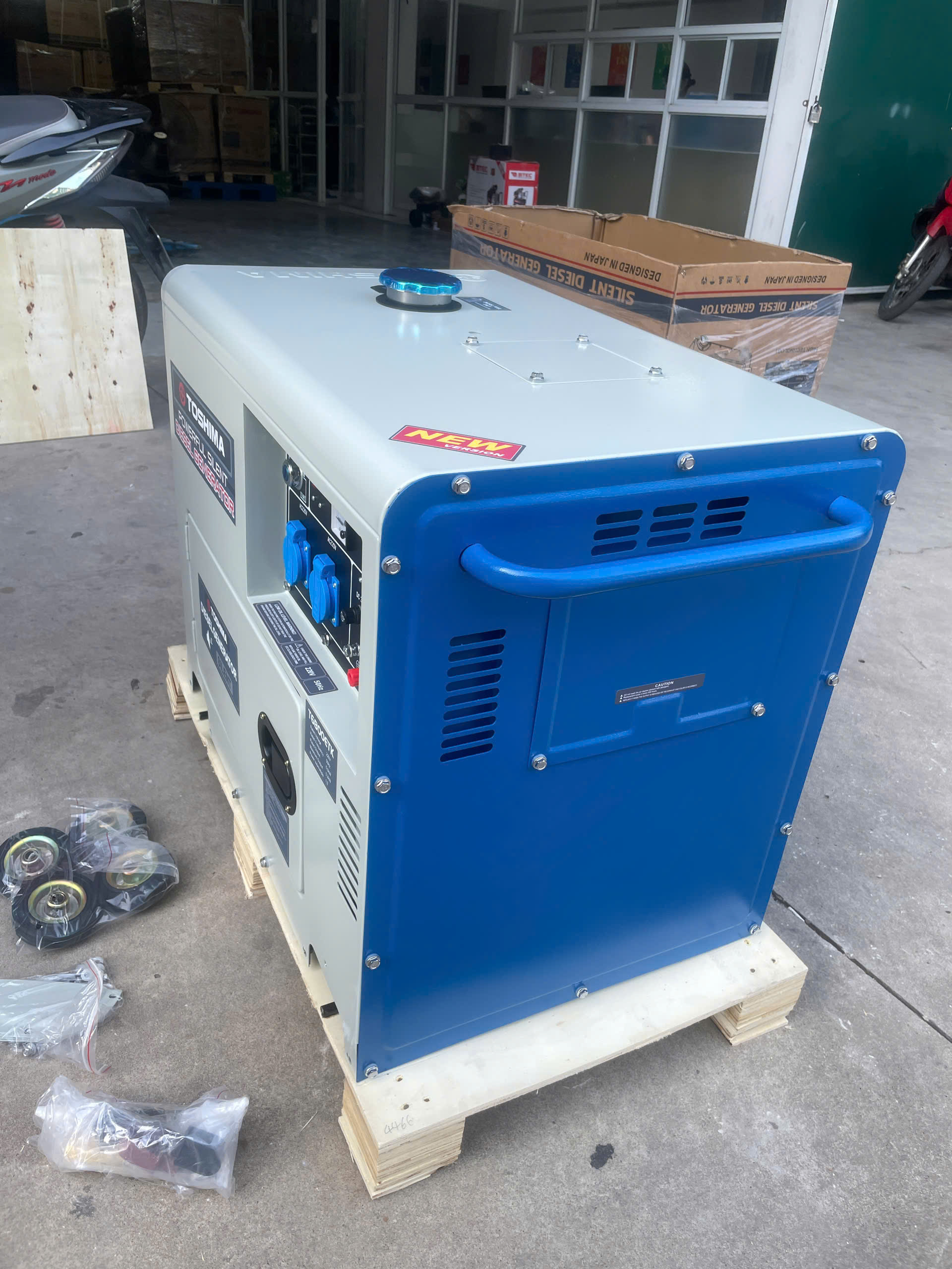 Máy phát điện chạy dầu 5Kw Toshima T68E