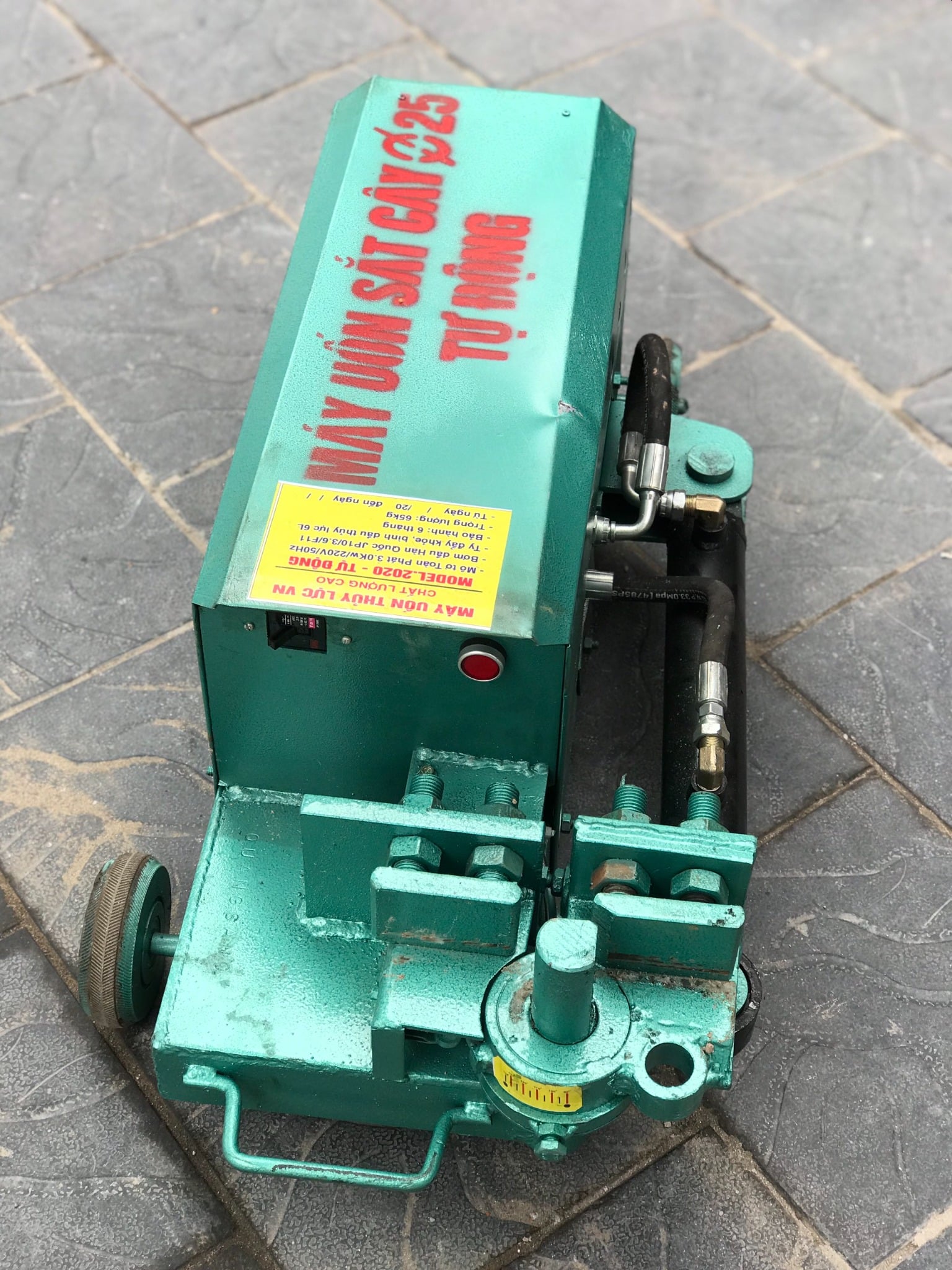 Nguyên lý hoạt động của máy uốn sắt