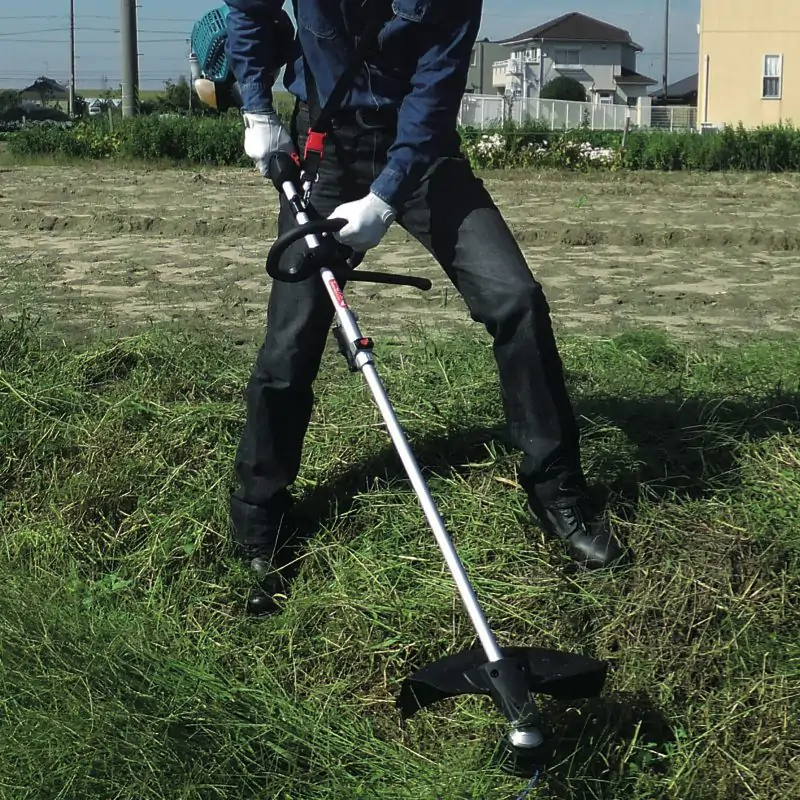Những lợi ích của máy cắt cỏ đa năng