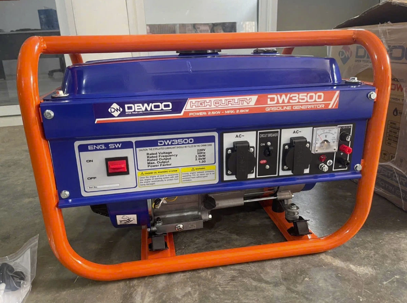 Máy phát điện chạy xăng 2 KVA Dewoo DW3500