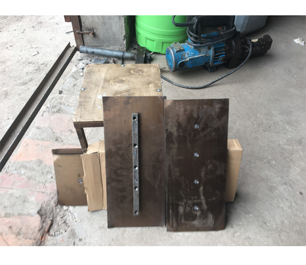 Lưỡi Xoa Nền Bê Tông