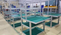 Ứng dụng nhôm định hình làm khung bàn thao tác lắp ráp