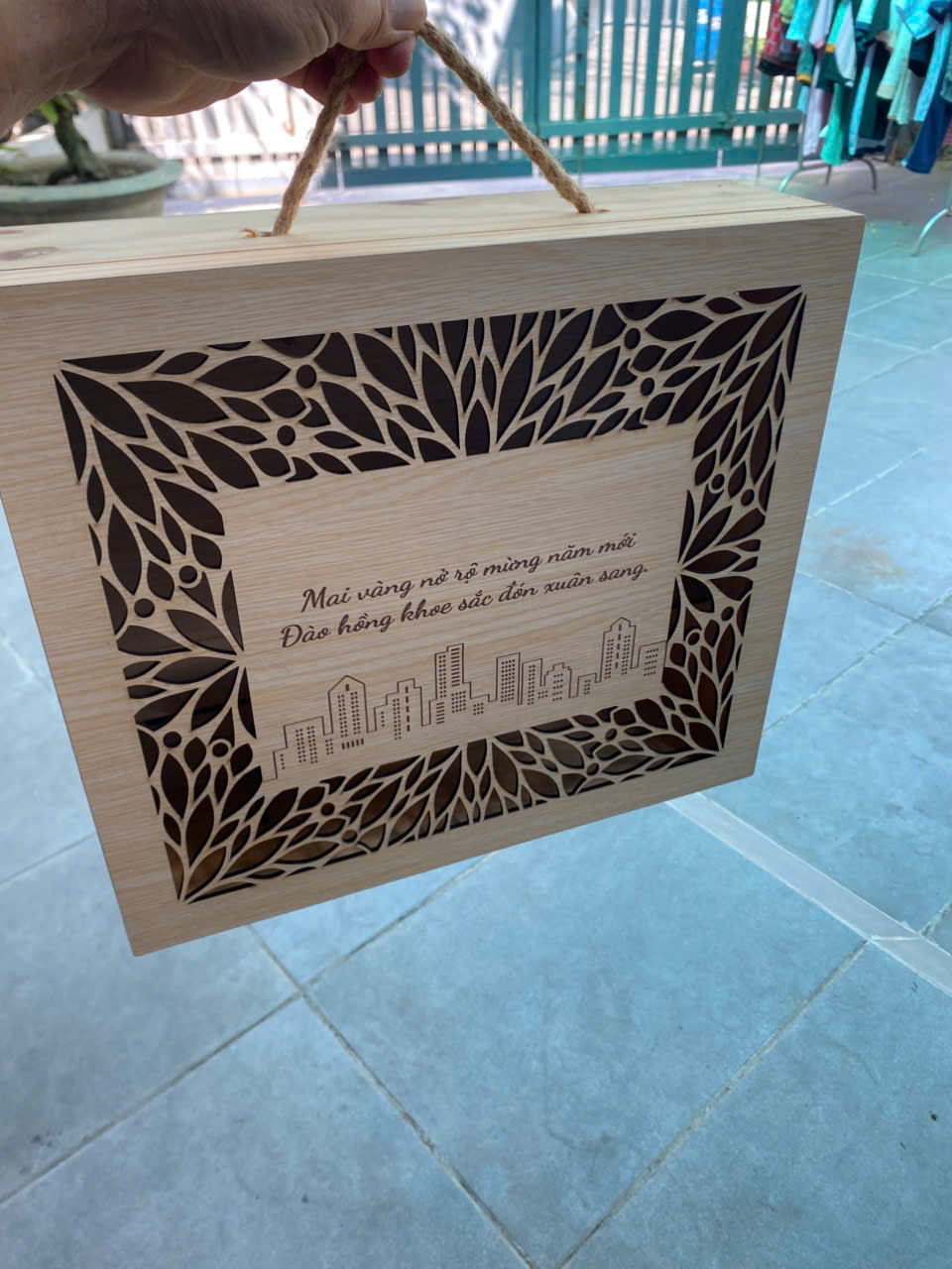 [Xả kho - Giá thanh lý] Hộp gỗ thông đựng quà tết sang trọng KT 210x355x100 mm