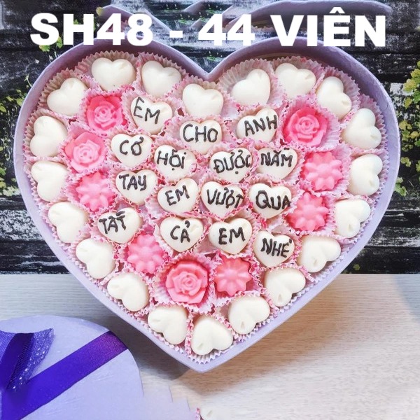 [SH0148] Hộp socola trắng hồng xinh xắn tặng bạn gái 44v (có thể đổi chữ)