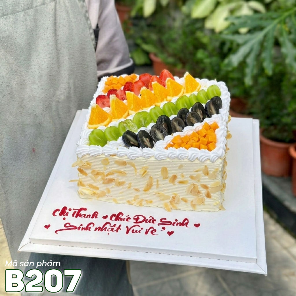 Bánh kem bắp B207 hình vuông trái cây rực rỡ