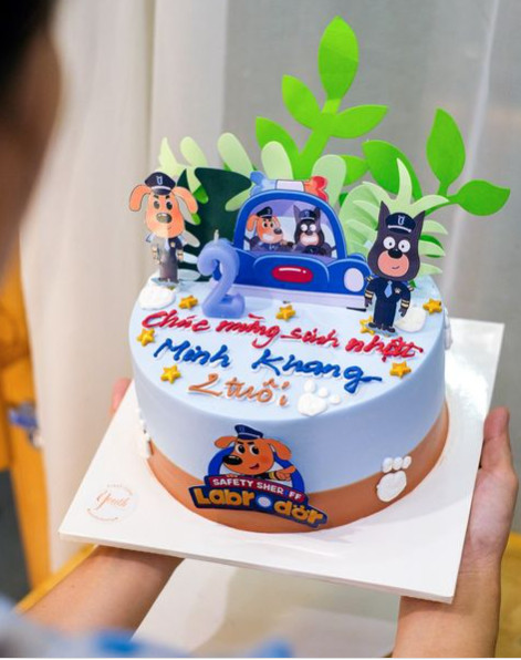 Bánh kem sinh nhật Cảnh Sát Trưởng Labrador