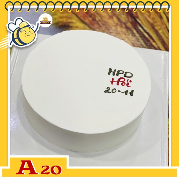 Bánh kem sinh nhật đơn giản A20 màu trắng ghi chữ ở góc cực bá đạo và sáng tạo