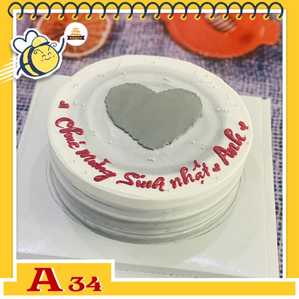 Bánh kem sinh nhật đơn giản A34 nền màu xám trắng vẽ trái tim màu xám ở giữa bánh đẹp tuyệt vời