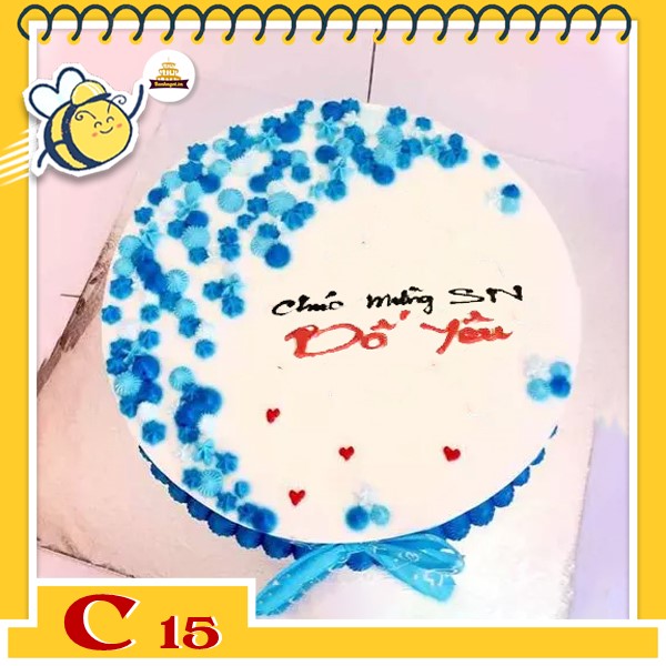 Bánh kem tặng cha C15 đơn giản nền trắng điểm xuyết nhiều cụm kem màu xanh trắng nhiều sắc độ