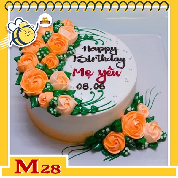 Bánh kem tặng mẹ M28 nền trắng bắt hoa xinh màu cam nhạt xung quanh mặt bánh và đế bánh