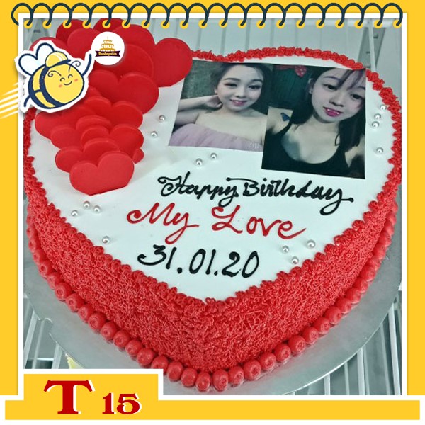 Bánh kem trái tim T15 thân đỏ nền trắng cắm tim socola đỏ và in ảnh đẹp dễ thương