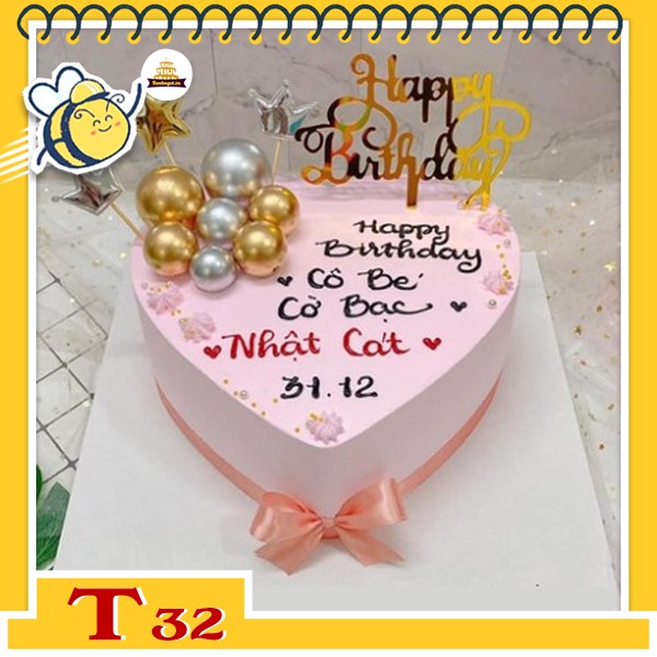 Bánh kem trái tim T32 màu hồng cắm phụ kiện hiện đại lãng mạn tặng cho nữ