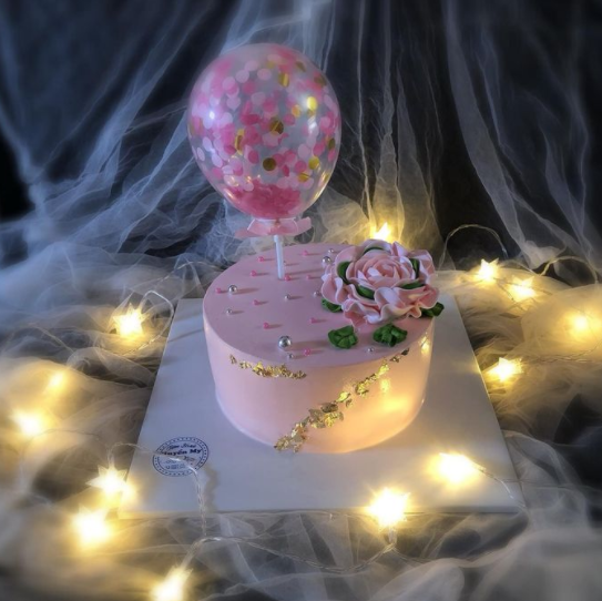 BB05 - Bánh kem bong bóng