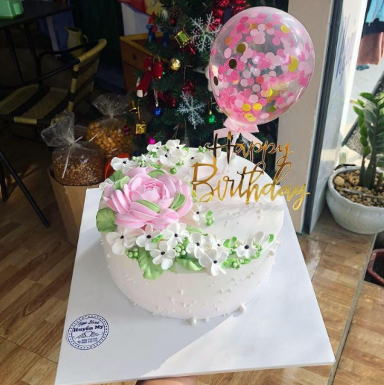 BB06 - Bánh kem bong bóng