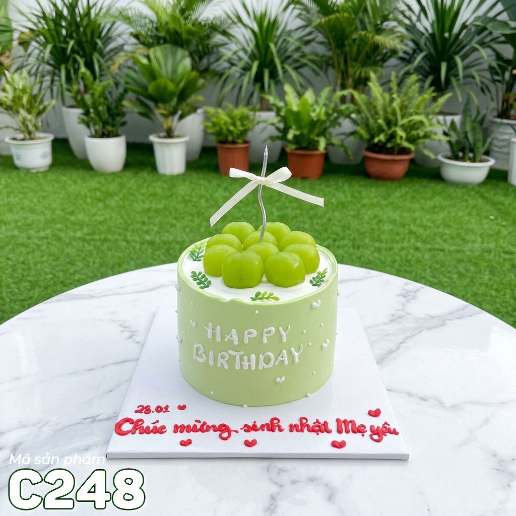 Bánh kem mini C248 phủ kem xanh mix nho mẫu đơn