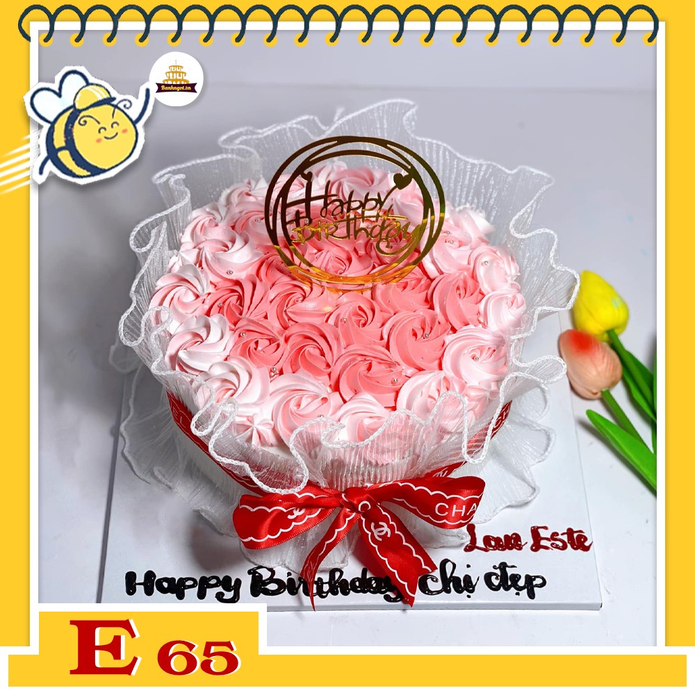 Bánh kem E65 tạo hình bó hoa hồng nhiều bông giấy gói voan trắng ngọt ngào