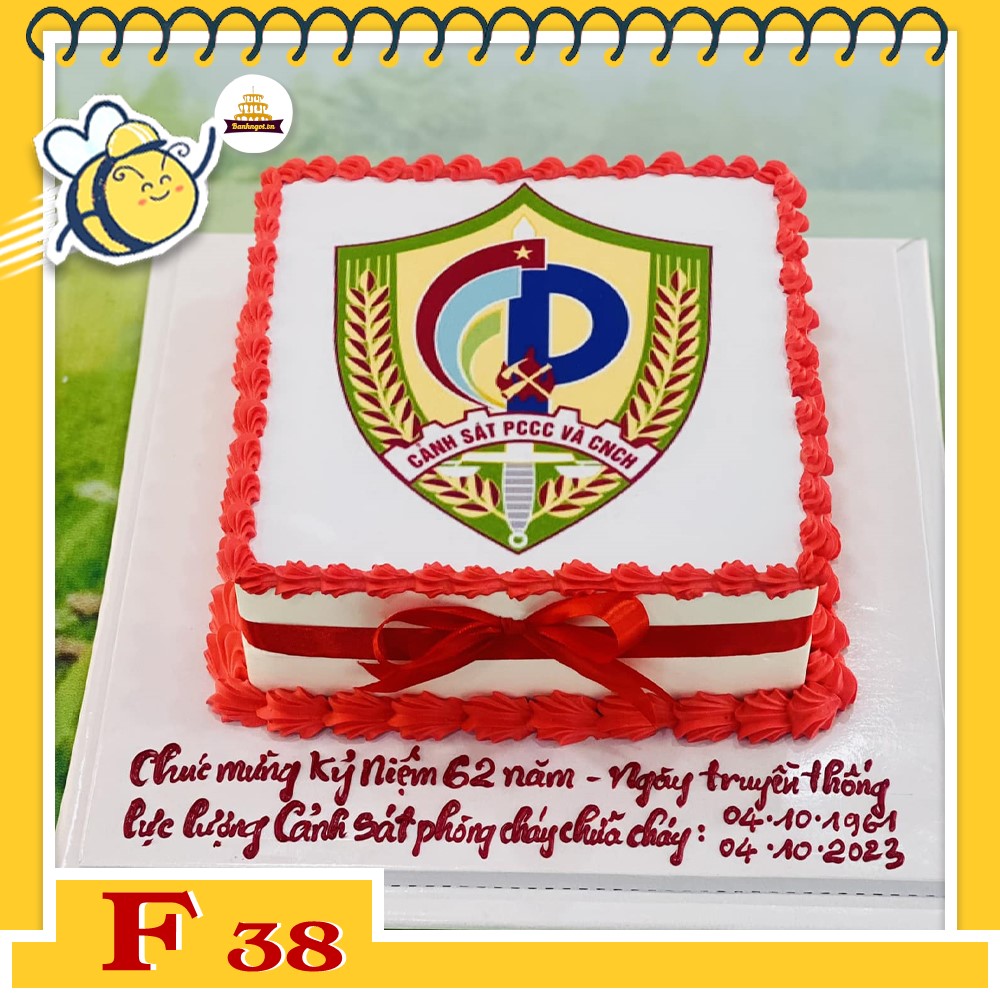 Bánh kem F38 khuôn hình vuông màu đỏ in logo công ty doanh nghiệp
