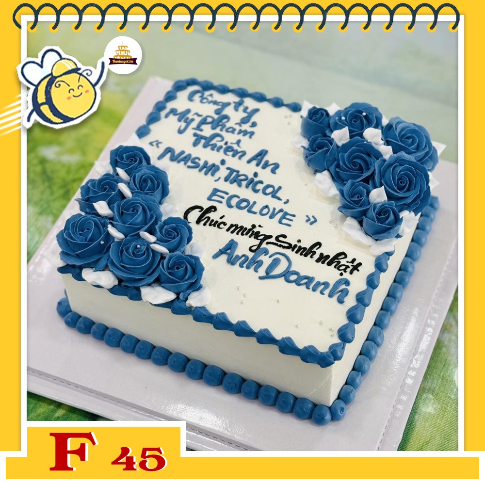 Bánh kem F45 khuôn chữ nhật màu trắng xanh dương bắt 2 cụm hoa sang trọng