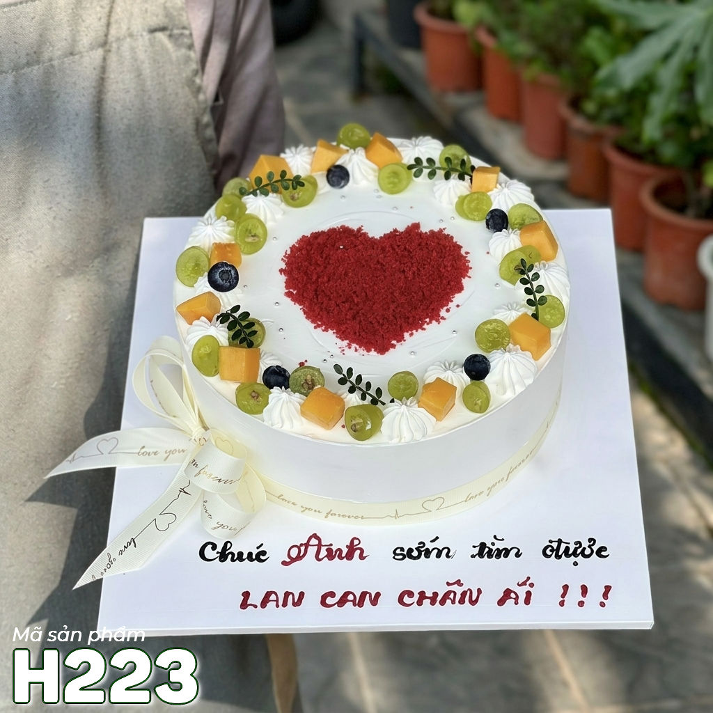 Bánh kem sinh nhật H223 trái tim rắc bột velved tặng bạn bè, người yêu