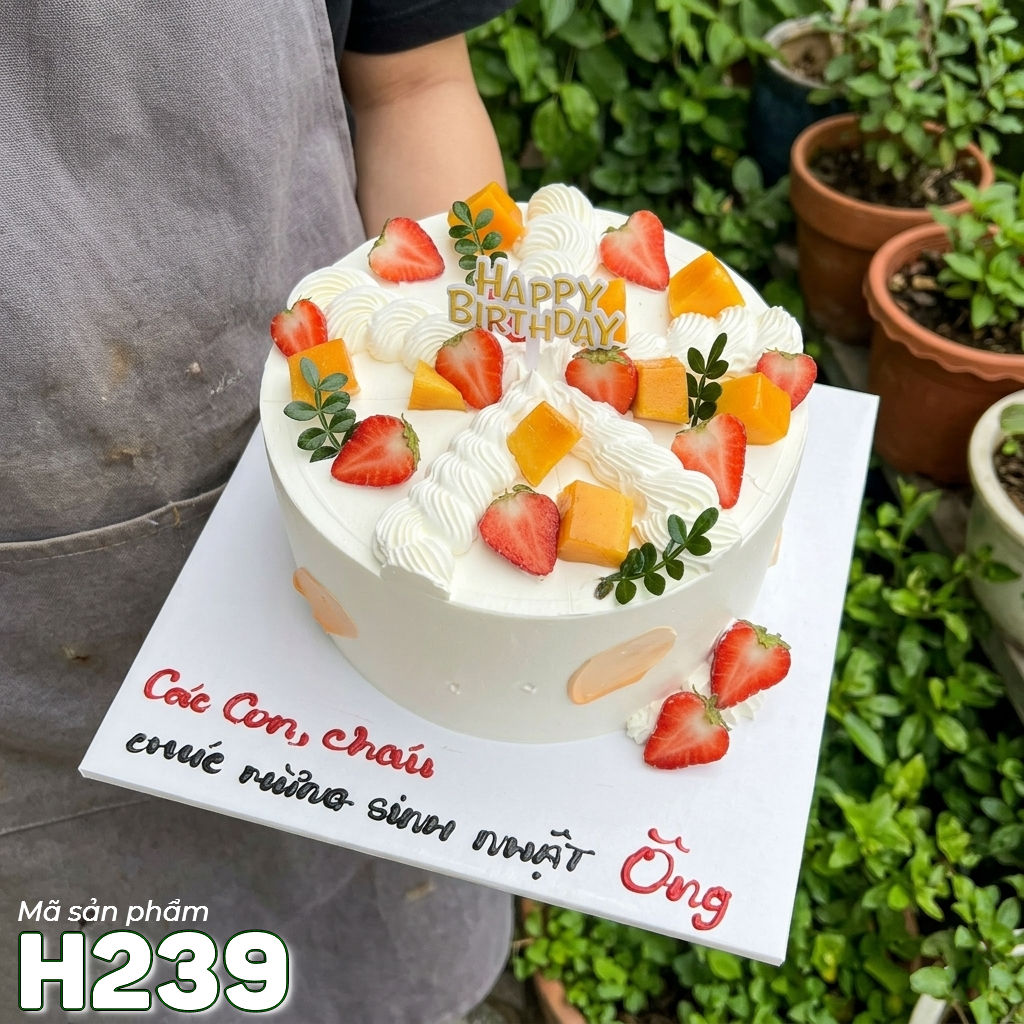 Bánh kem sinh nhật H239 dâu tây xoài tươi bồng bềnh