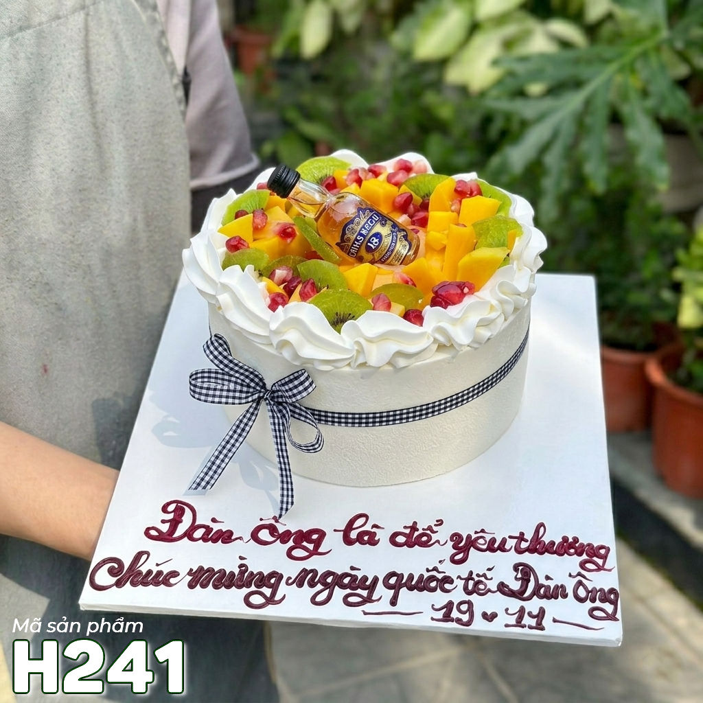 Bánh kem sinh nhật H241 trái cây rượu tây độc đáo