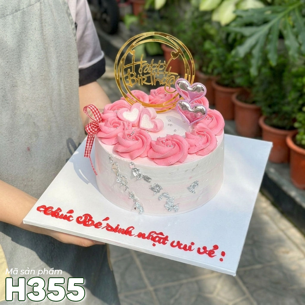 Bánh kem sinh nhật H355 Hồng xinh xắn trái tim kẹo dẻo tặng người yêu thương