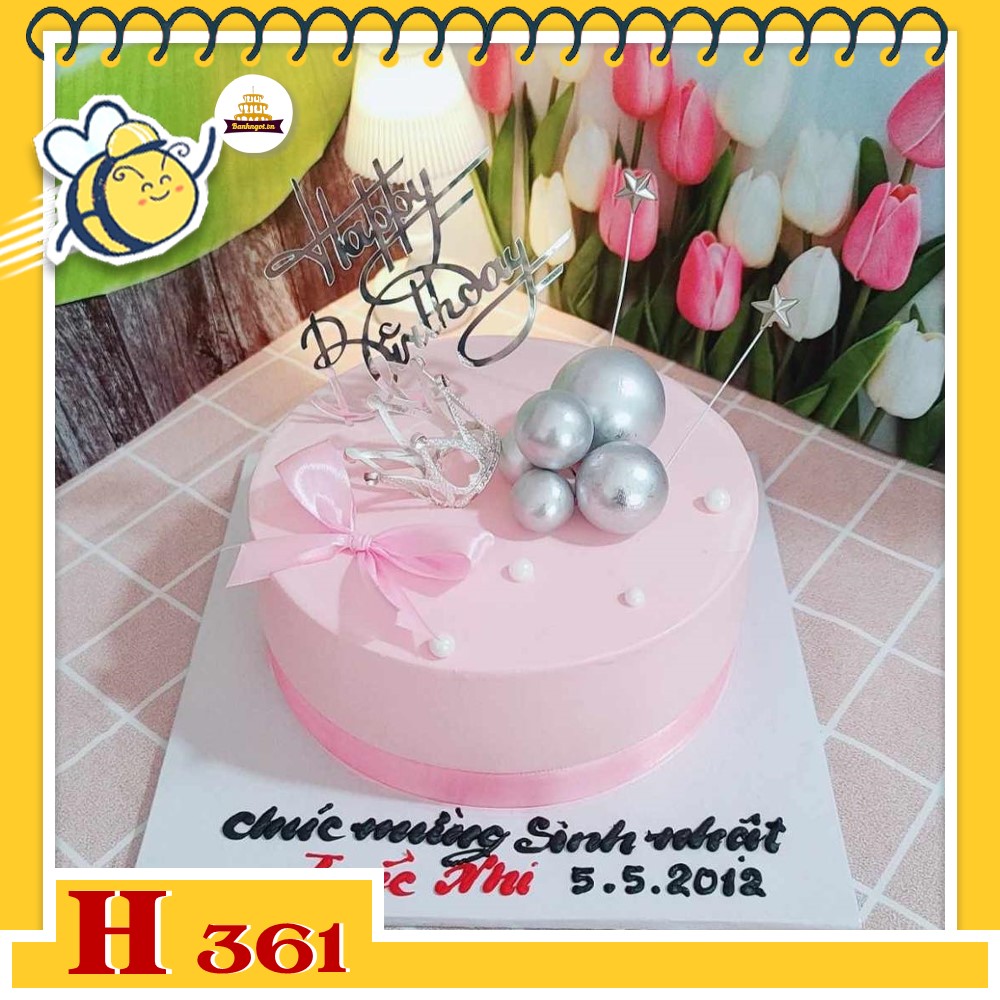 Bánh kem sinh nhật H361 Ngọt ngào vương miện cho công chúa nhỏ đáng yêu