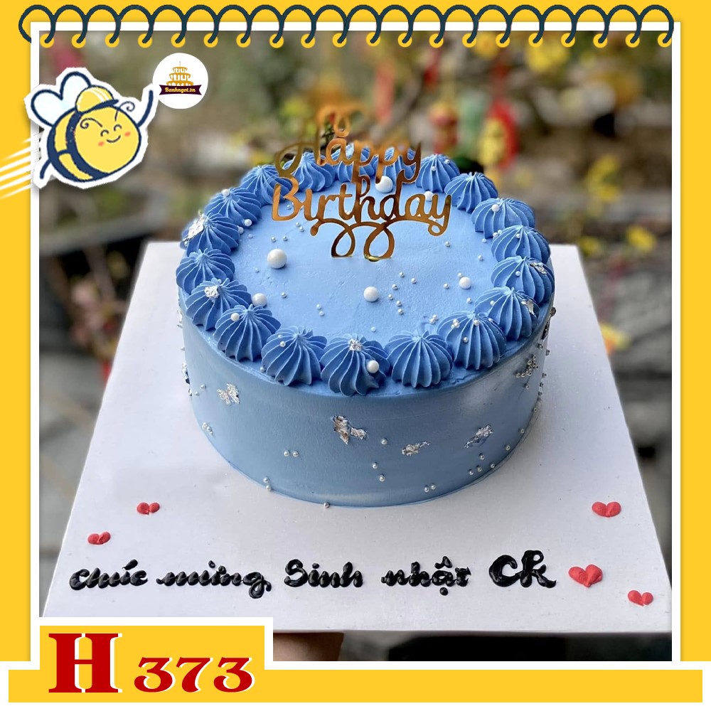 Bánh kem sinh nhật H373 màu xanh dương trang trí hoa kem và lá bạc tinh tế