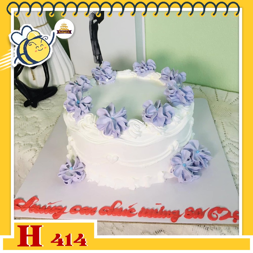 Bánh kem sinh nhật H414 Bánh kem hoa cẩm tú cầu trắng tím sang trọng