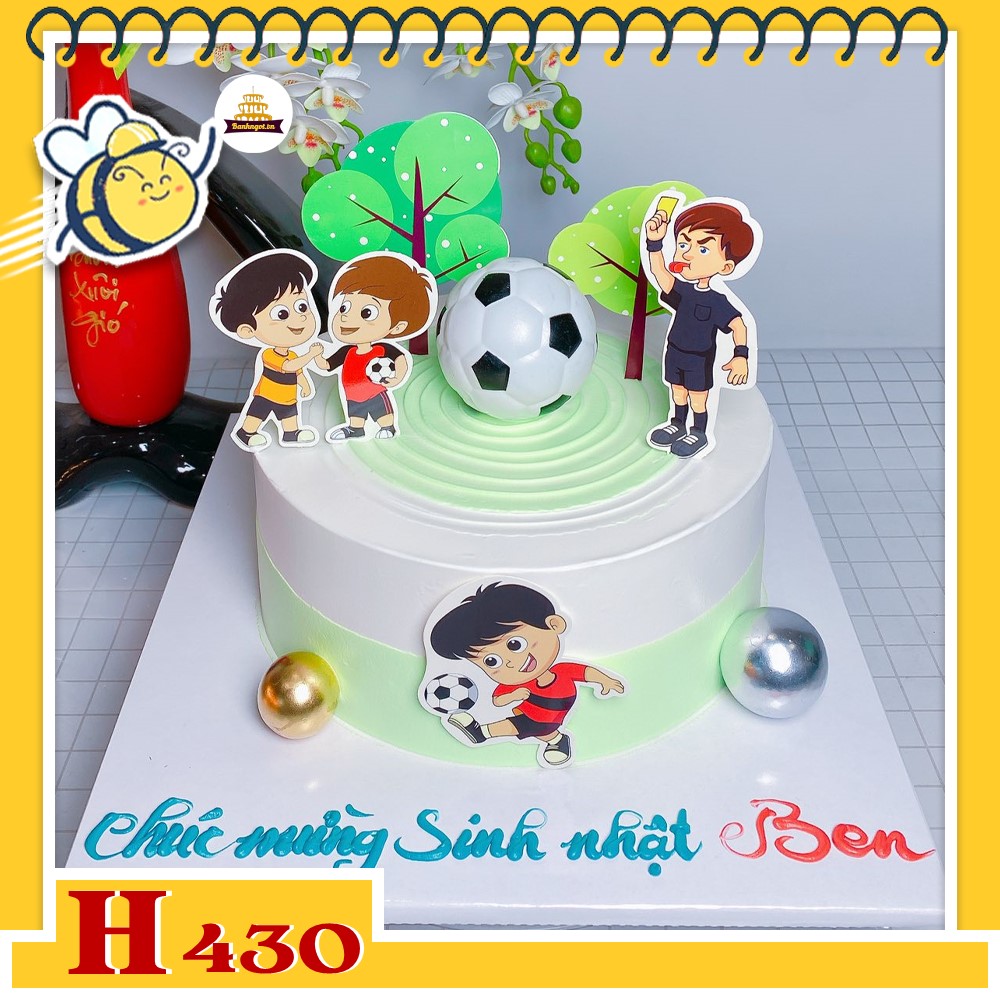 Bánh kem sinh nhật H430 chủ đề bóng đá cho bé trai
