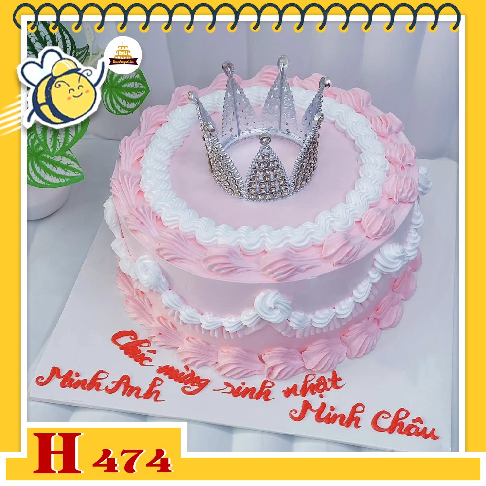 Bánh kem sinh nhật H474 công chúa hồng trắng viền sóng cùng vương miện
