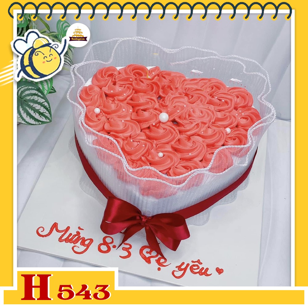 Bánh kem sinh nhật H543 trái tim cánh hoa hồng 8/3 ngọt ngào
