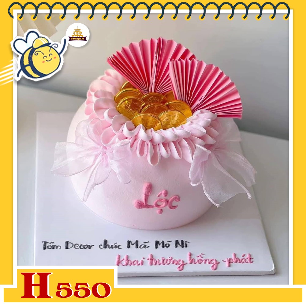 Bánh kem sinh nhật H550 trang trí đồng xu và quạt giấy tài lộc