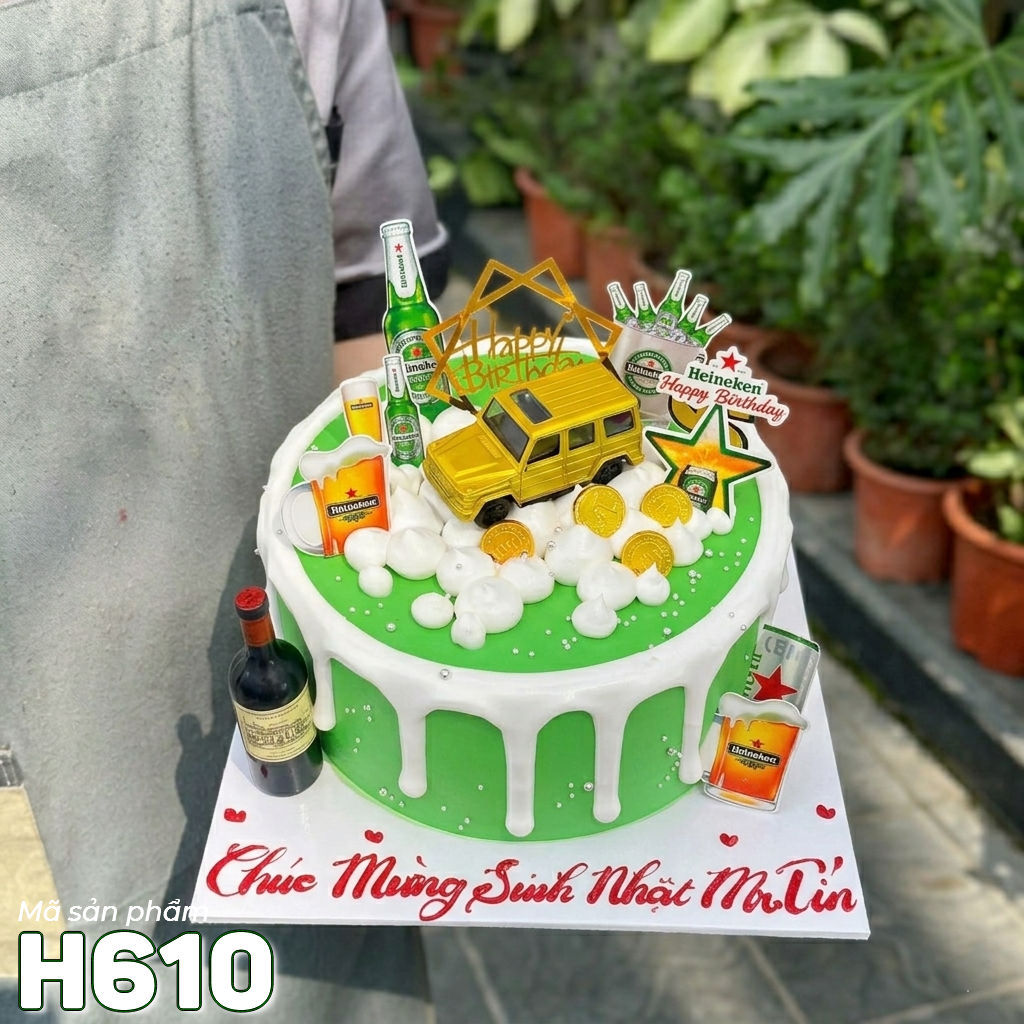 Bánh kem H610 bữa tiệc bia Heineken sôi động xe vàng đẳng cấp cho nam giới