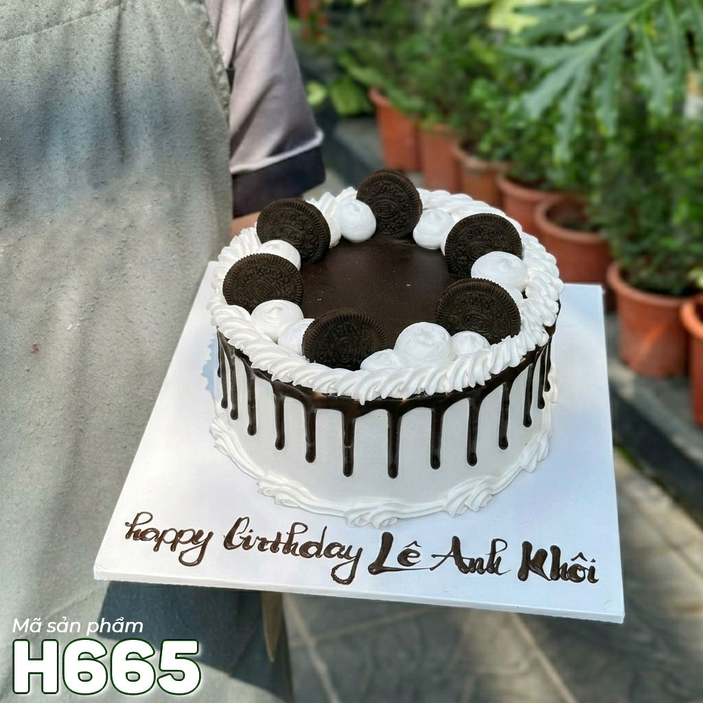 Bánh kem H665 trang trí bánh Oreo và socola chảy mạnh mẽ