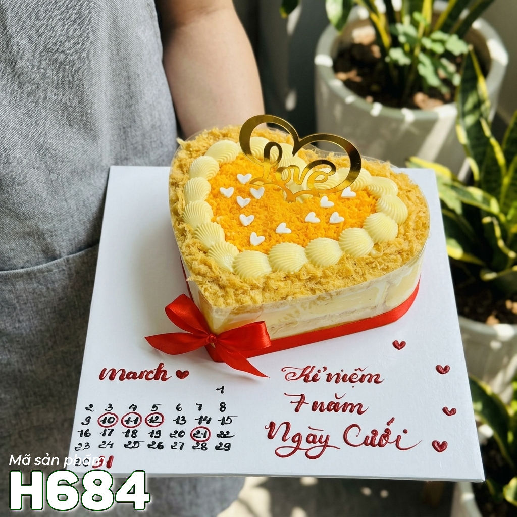 Bánh sinh nhật bông lan trứng muối H684 lịch kỷ niệm ngày cưới