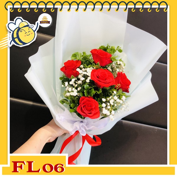 Bó hoa tươi FL06 nhỏ xinh 5 hoa hồng đỏ