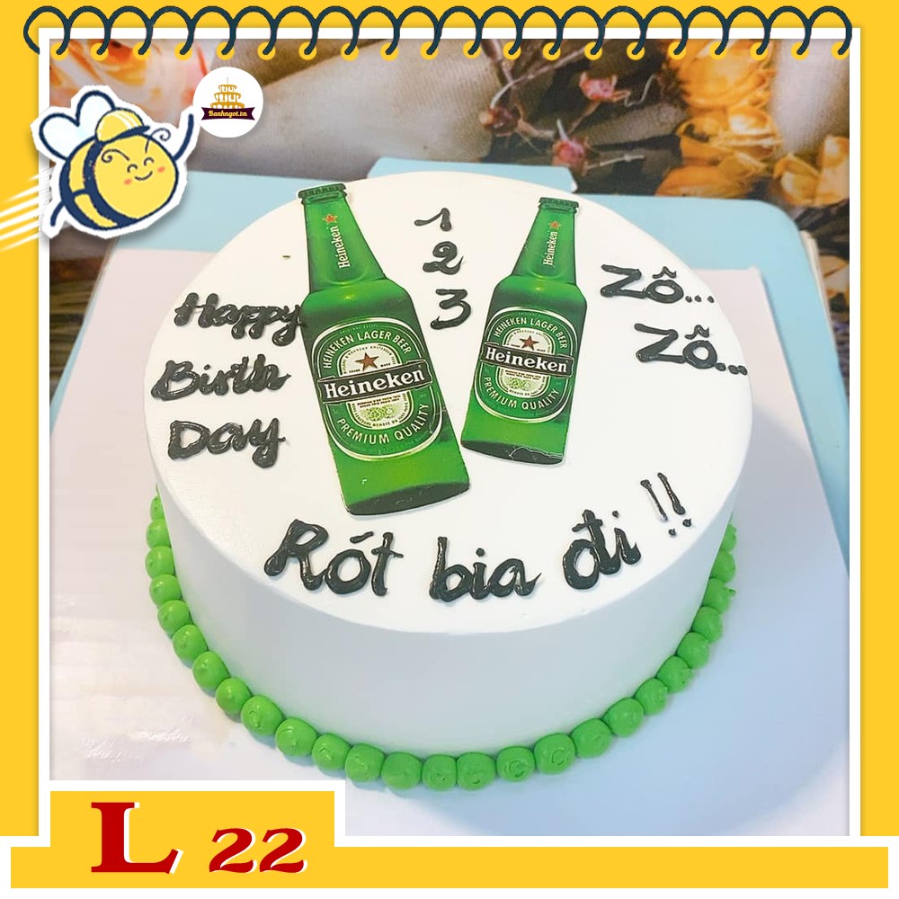 Bánh kem L22 rót bia đi hình 2 chai bia ken xanh thú vị độc lạ