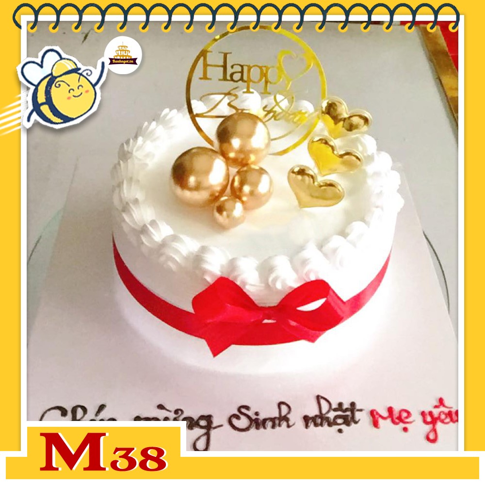 Bánh kem M38 sinh nhật mẹ phong cách đơn giản nền trắng phụ kiện gold