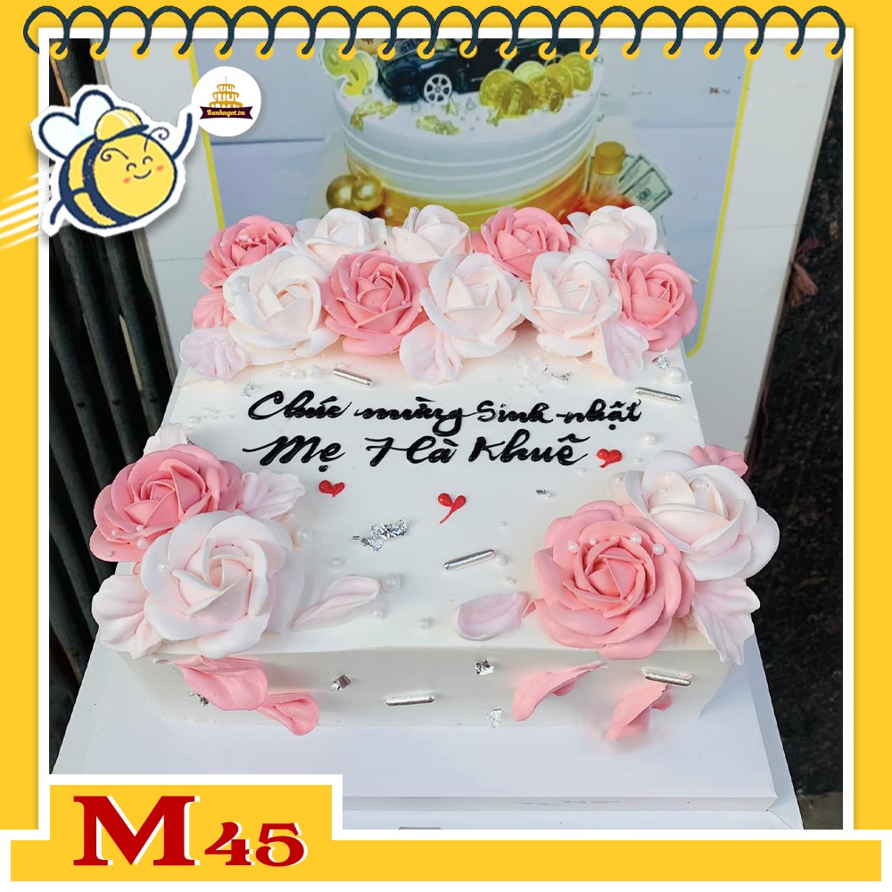 Bánh kem M45 sinh nhật mẹ hình vuông bắt hoa màu hồng tươi sáng