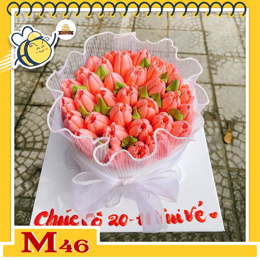 Bánh kem M46 sinh nhật mẹ yêu tạo hình bó hoa tulip màu đỏ gói trong voan xinh đẹp