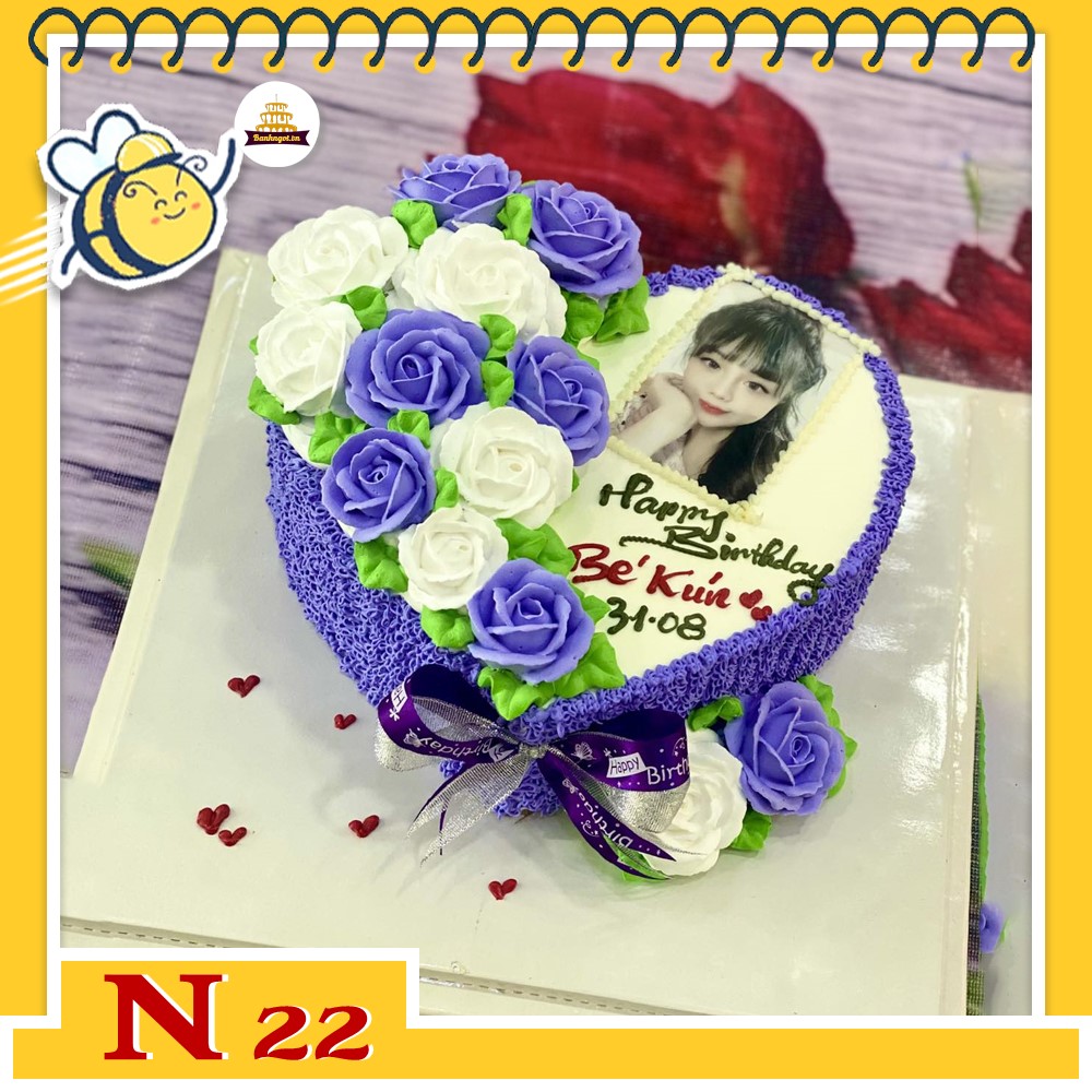 Bánh kem N22 in hình khuôn trái tim bắt hoa nửa bên cực xinh iu