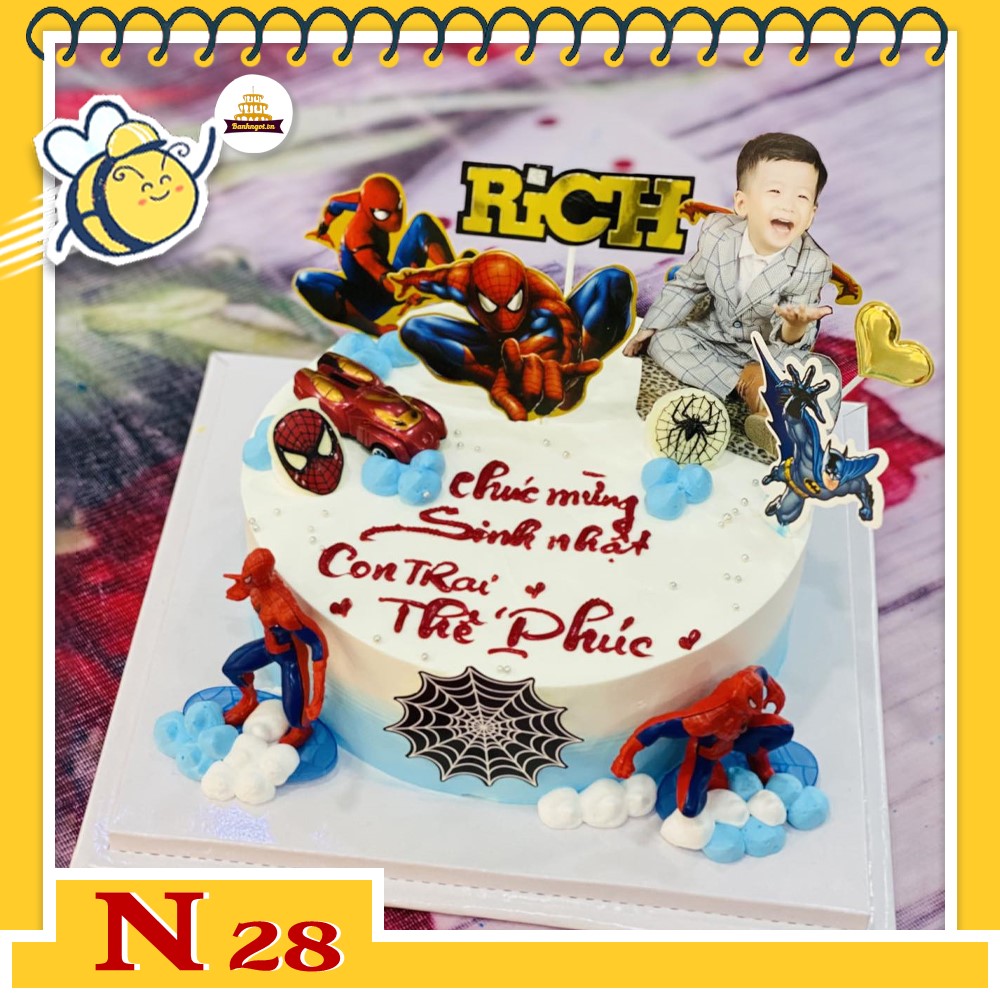 Bánh kem N28 in hình bé trang trí phụ kiện siêu nhân người nhện