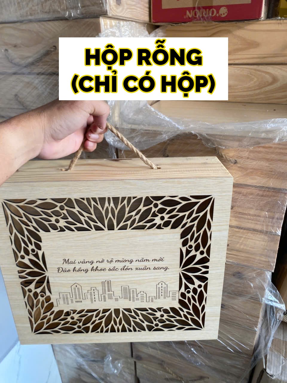 [Xả kho - Giá thanh lý] Hộp gỗ thông đựng quà tết sang trọng KT 210x355x100 mm