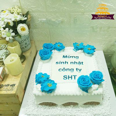 S50 - Bánh vuông bông kem xanh dương