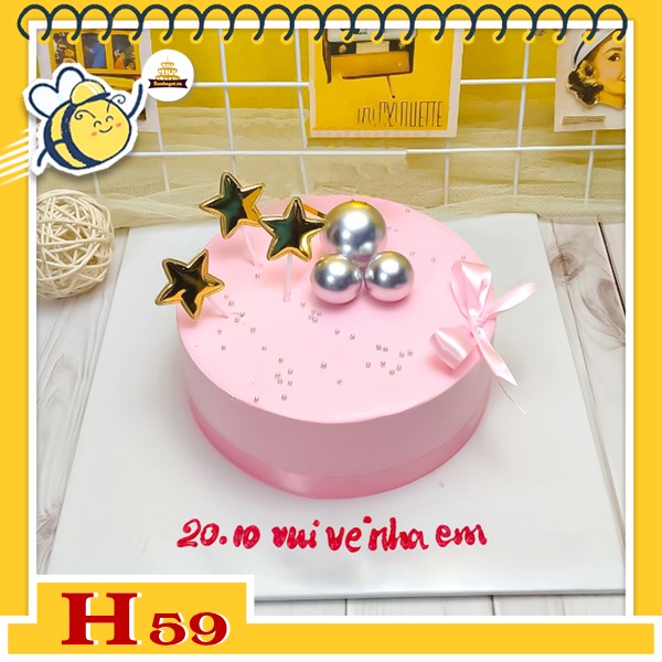 Bánh kem phụ nữ 20/10 H59 màu hồng cắm phụ kiện đơn giản mà đẹp