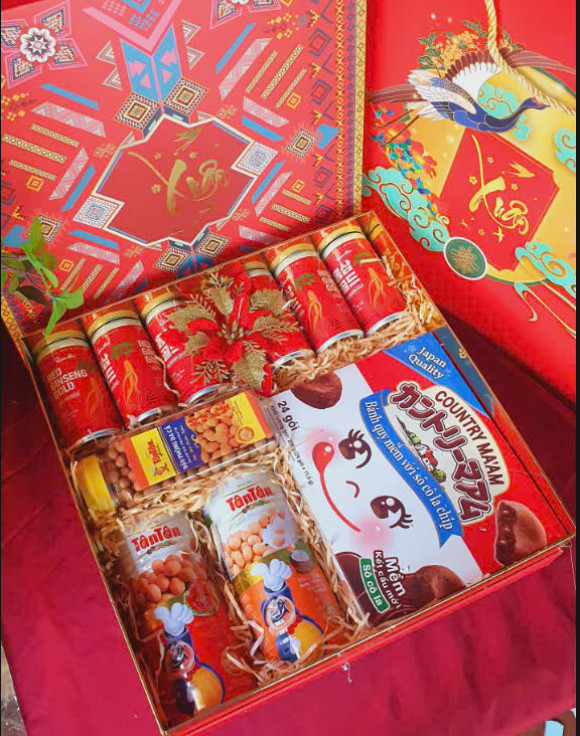 T10 5 hồng sâm Queen Bin, COUNTRY MA’AM Nhật, 3 Hộp Đậu Phộng tân Tân