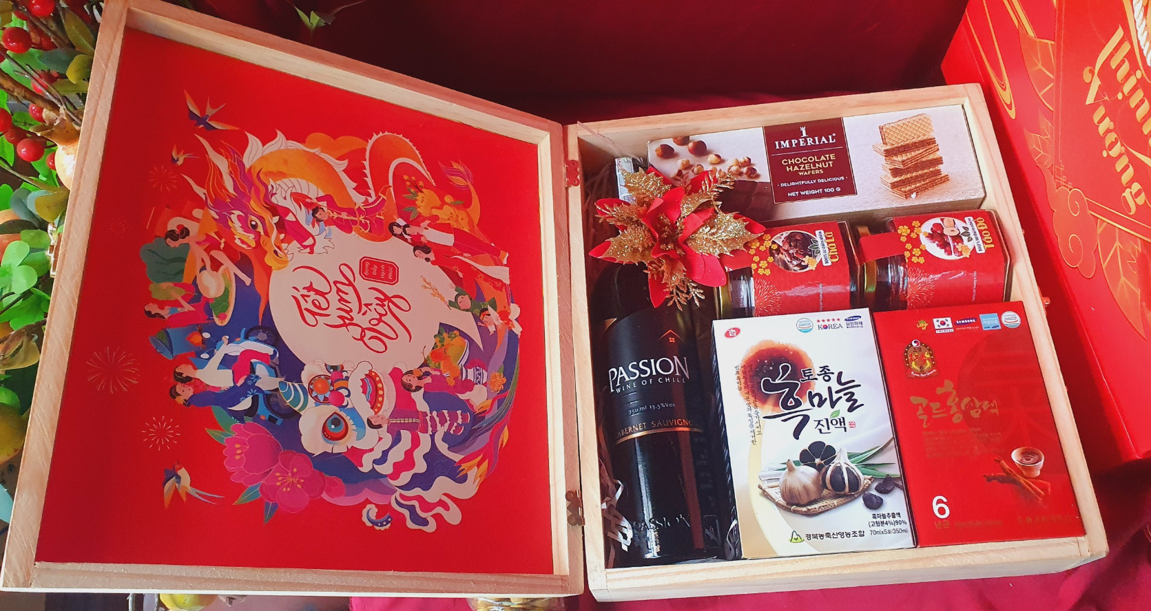 T108 Sâm Chén Hàn, Tỏi Đen Hàn, 2 Hũ trái cây sấy, Bánh Imperial Thái Lan , Passion đen cao cấp