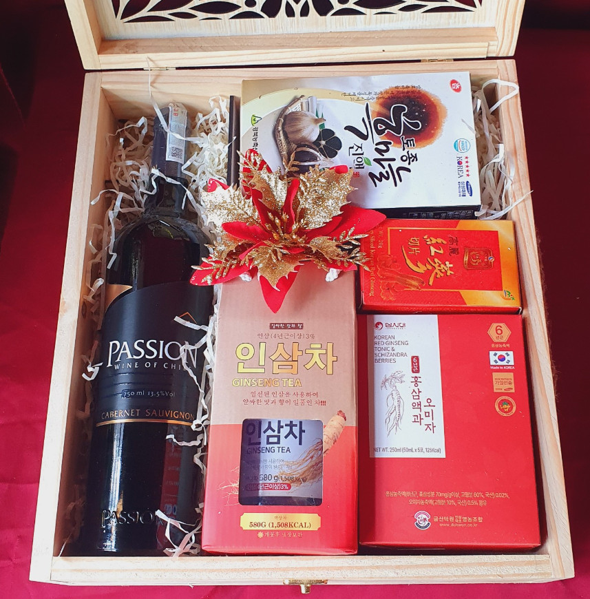 T110: Sâm ngâm mật ong BIO, Hồng Sâm Linh Chi Đông Trùng, Sâm Lát JM, Tỏi Đen, Passion Chile