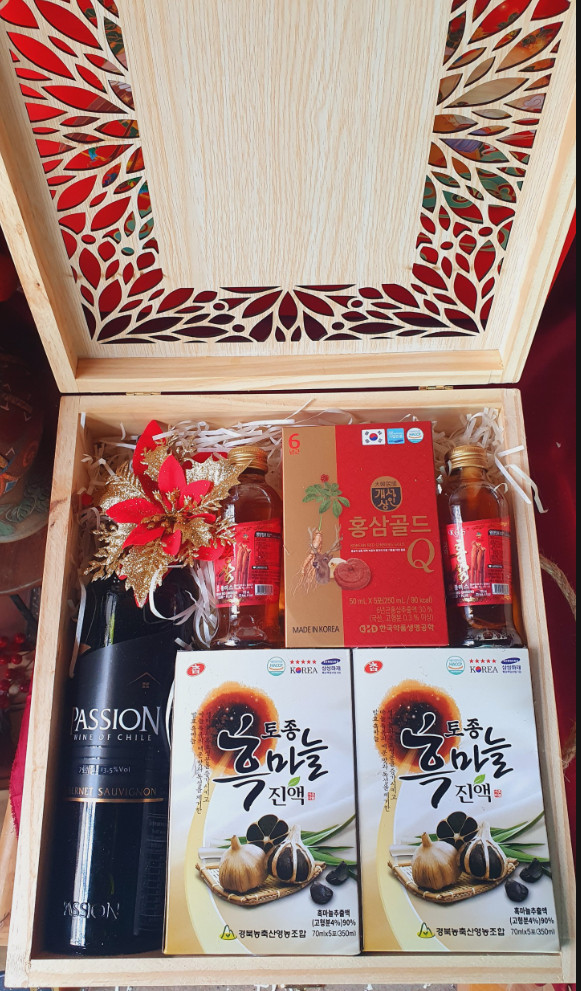 T121 2 Tỏi Đen Hàn, 1 Sâm Q Plus, 2 Sâm nước có củ, Passion đen